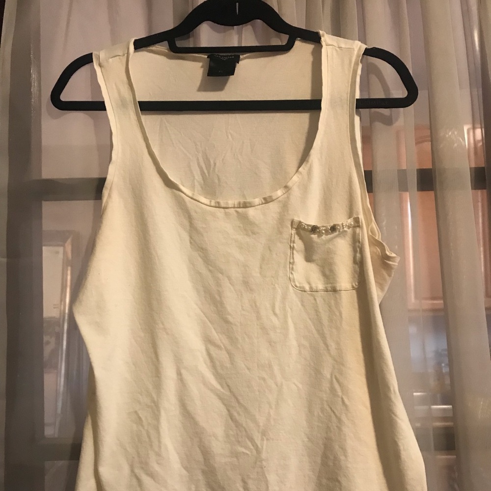 ANN TAYLOR cream tank top with pocket